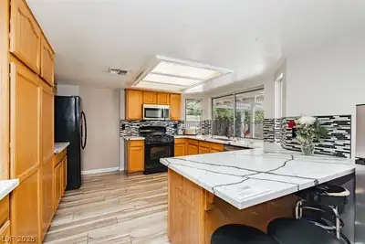 5436 El Roble Court, Las Vegas, NV 89120 Kitchen