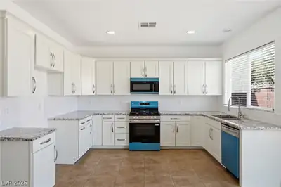 9840 Chief Sky Street, Las Vegas, NV 89178 Kitchen