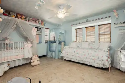 2835 South Buffalo Drive Bedroom