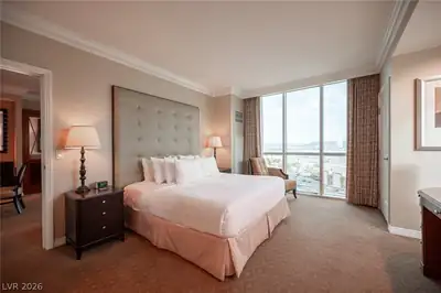 135 East Harmon Avenue 1402/1404 Bedroom