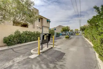 4420 Woodpine Drive 103, Las Vegas