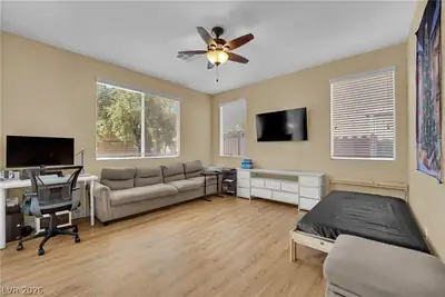 283 Trailing Putt Way Living Room