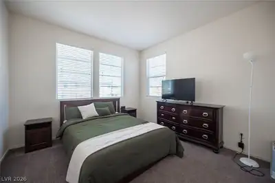 5856 Brown Tree Lane Bedroom