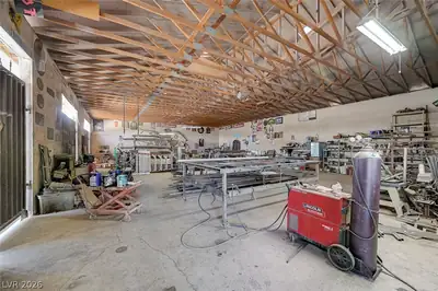 1555 Bledsoe Lane, Las Vegas, NV 89110 Workshop