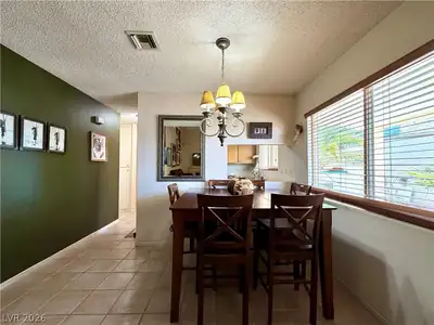 6752 Arroyo Avenue, Las Vegas, NV 89103 Dining Area