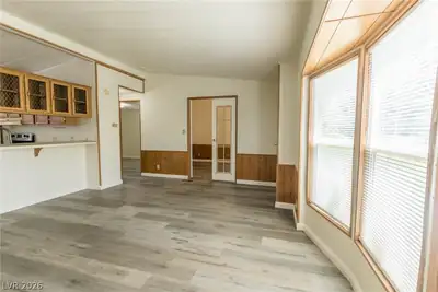 1130 East Mesquite Avenue Living Room