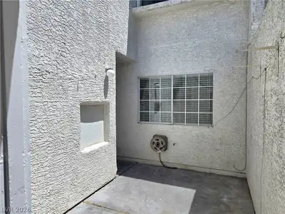 1800 Edmond Street 145 Patio