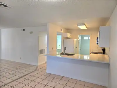 1800 Edmond Street 145 Kitchen