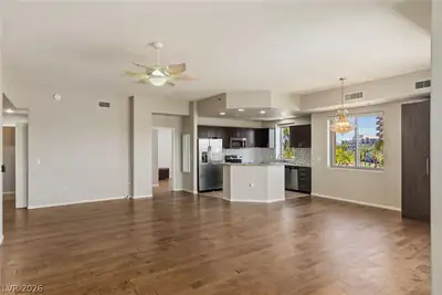 8255 Las Vegas Boulevard 321 Living Room