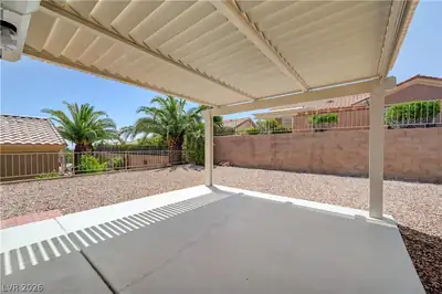 11029 Rackhurst Avenue Patio