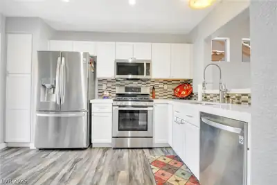 3012 Isaac River Drive, Las Vegas, NV 89134 Kitchen