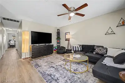 929 Willow Tree Drive D Living Room