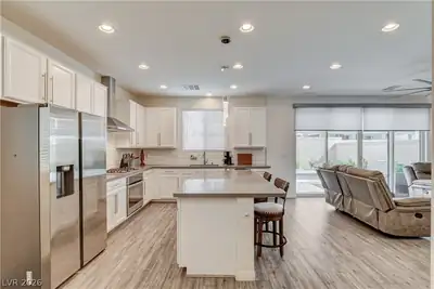 7450 Tinley Creek Avenue, Las Vegas, NV 89113 Kitchen