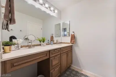2709 Copper Mesa Drive, Las Vegas, NV 89134 Primary Bathroom