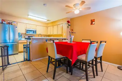 2124 Willowbury Drive B Dining Area