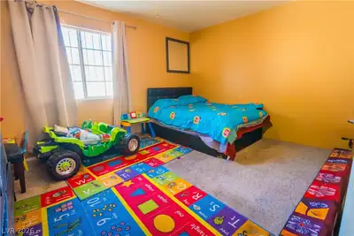 2124 Willowbury Drive B Bedroom