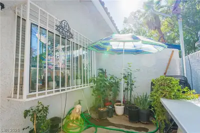 2124 Willowbury Drive B Patio