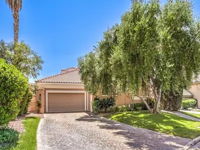 27 Via Paradiso Street Henderson, NV 89011