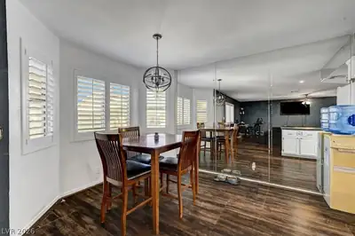 7600 Cromberg Avenue 201 Dining Area