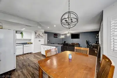 7600 Cromberg Avenue 201 Floor Plan
