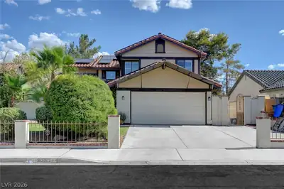 3137 Regal Oak Drive, Henderson, NV 89014 Front of Structure