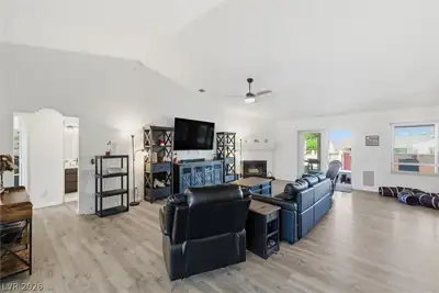 2100 Iroquois Avenue, Pahrump, NV 89048 Living Room