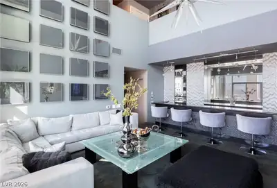 2700 Las Vegas Boulevard 4301, Las Vegas, NV 89109 Living Room
