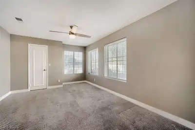 2200 South Fort Apache Road 1073 Bedroom