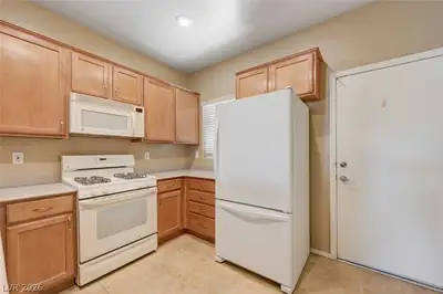 7865 Lily Trotter Street, North Las Vegas, NV 89084 Kitchen