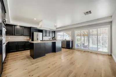 8716 Castle Hill Avenue, Las Vegas, NV 89129 Kitchen