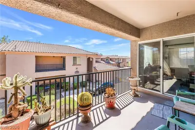 4660 Basilicata Lane 204 Patio