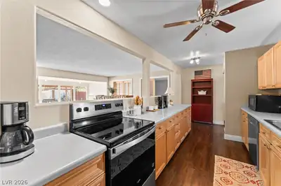 1212 Westlund Drive, Las Vegas, NV 89102 Kitchen