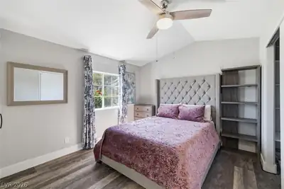 641 South Woodchips Road Bedroom
