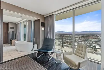4381 West Flamingo Road 38301 Bedroom