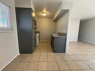2504 East Mesquite Avenue Kitchen