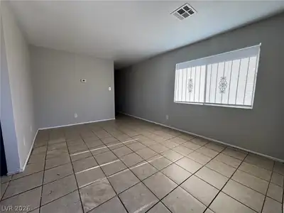 2504 East Mesquite Avenue Living Room