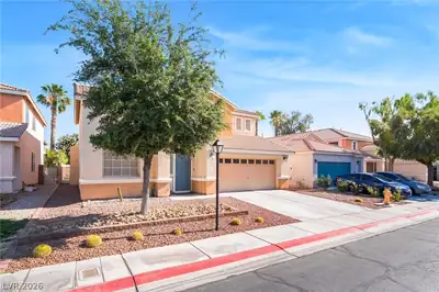 4916 Soaring Springs Avenue, Las Vegas, NV 89131 Front of Structure