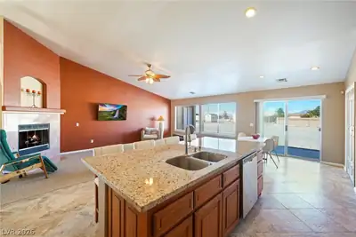 2500 Tecumseh Avenue, Pahrump, NV 89048 Kitchen