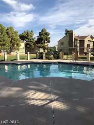 4622 Tracylynn Lane, Las Vegas, NV 89121 Pool