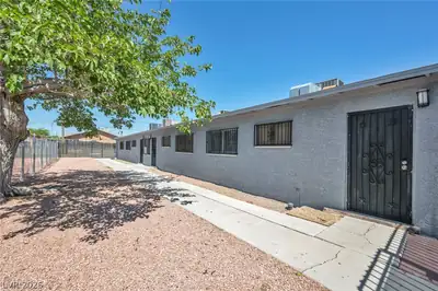 2527 Carroll Street, North Las Vegas, NV 89030 Side of Structure
