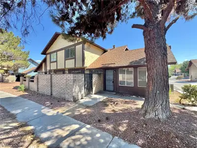 4508 Del Oro Drive Las Vegas, NV 89102