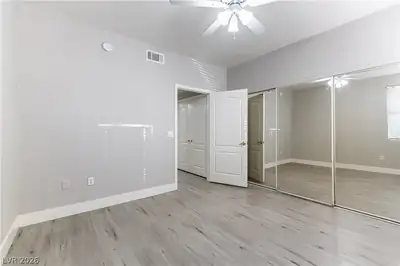 1830 North Buffalo Drive 1042 Bedroom