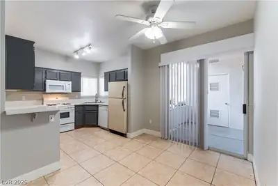 1830 North Buffalo Drive 1042 Kitchen