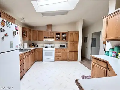 4501 East Kellogg Road Kitchen