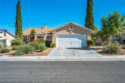 7713 Leavorite Drive Las Vegas, NV 89128
