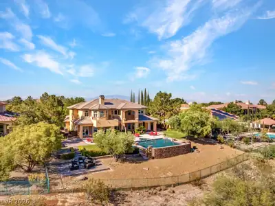 9717 Winter Palace Drive Las Vegas, NV 89145
