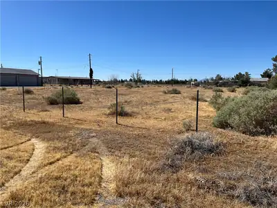 5690 South Clark Street Lot