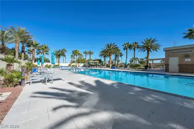 8255 Las Vegas Boulevard 719 Pool