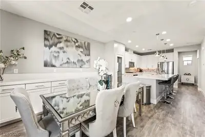 180 Petaluma Valley Drive, Las Vegas, NV 89138 Dining Area