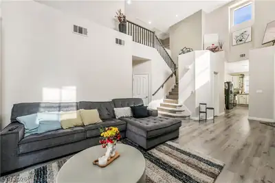 9125 Hampstead Avenue Living Room